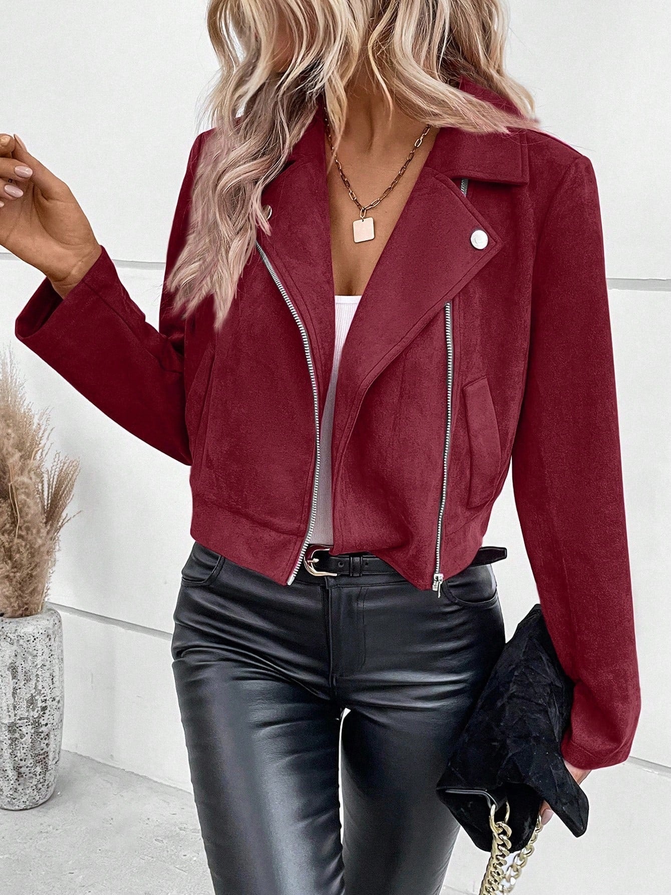 Elegante Suède Jas – Tijdloze Korte Damesjas met Slim Fit