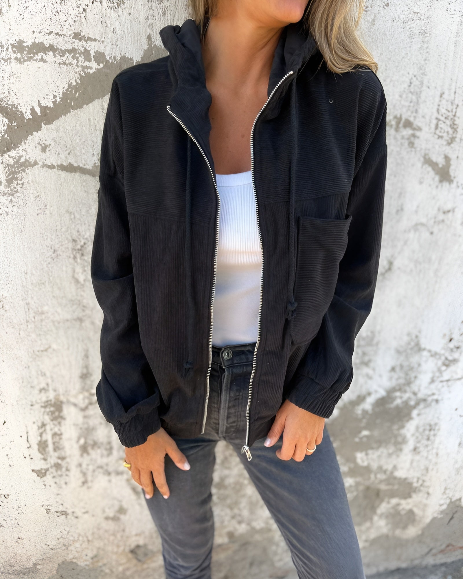 Corduroy Vest – Stijlvolle & Tijdloze Ribjas voor Heren en Dames