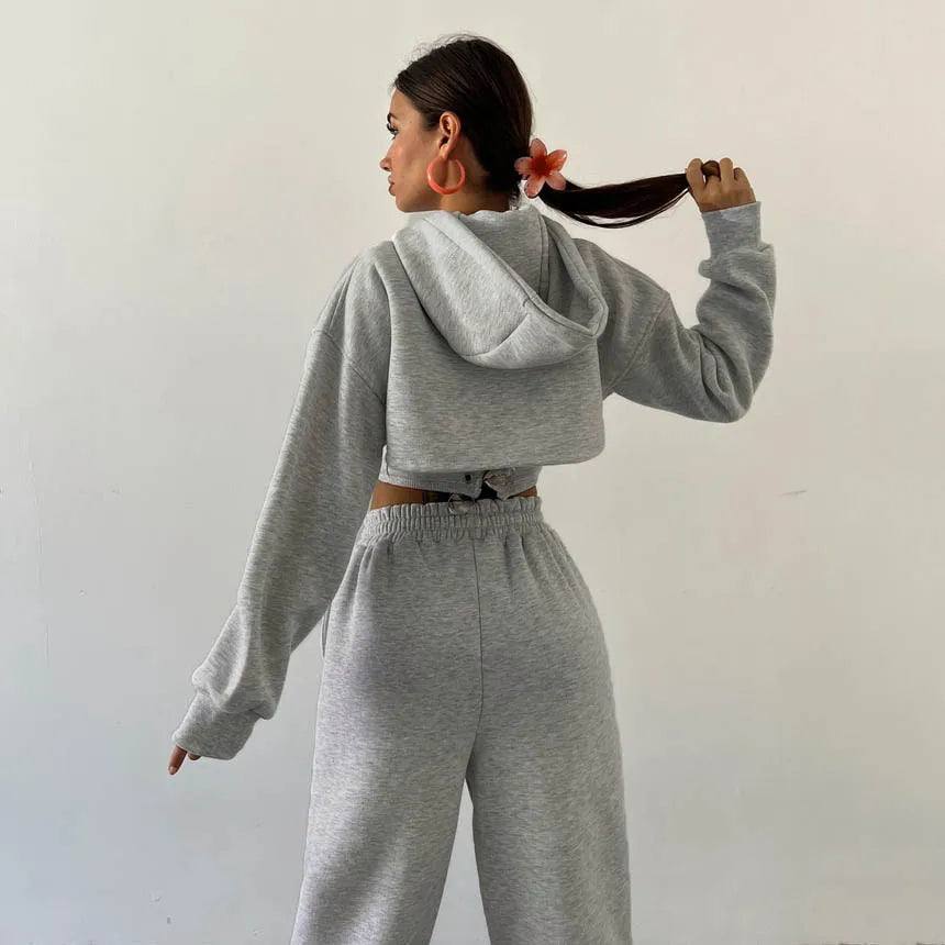 Driedelige Loungeset voor Dames – Cropped Hoodie, Tanktop & Enkellange Broek van Zacht Polyester