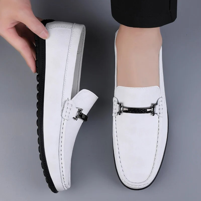 Buckle Loafers – Elegante Leren Instapschoenen met Gespdetail
