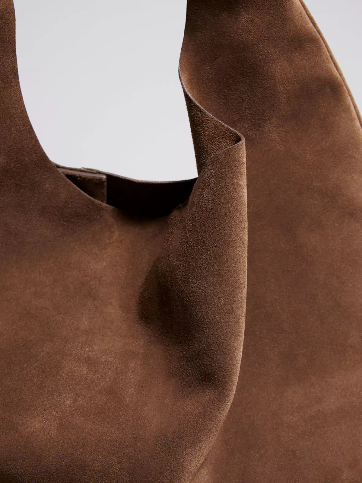 Luxe Suède Tas – Elegante Dames Tote met Ruim Interieur & Stijlvolle Afwerking