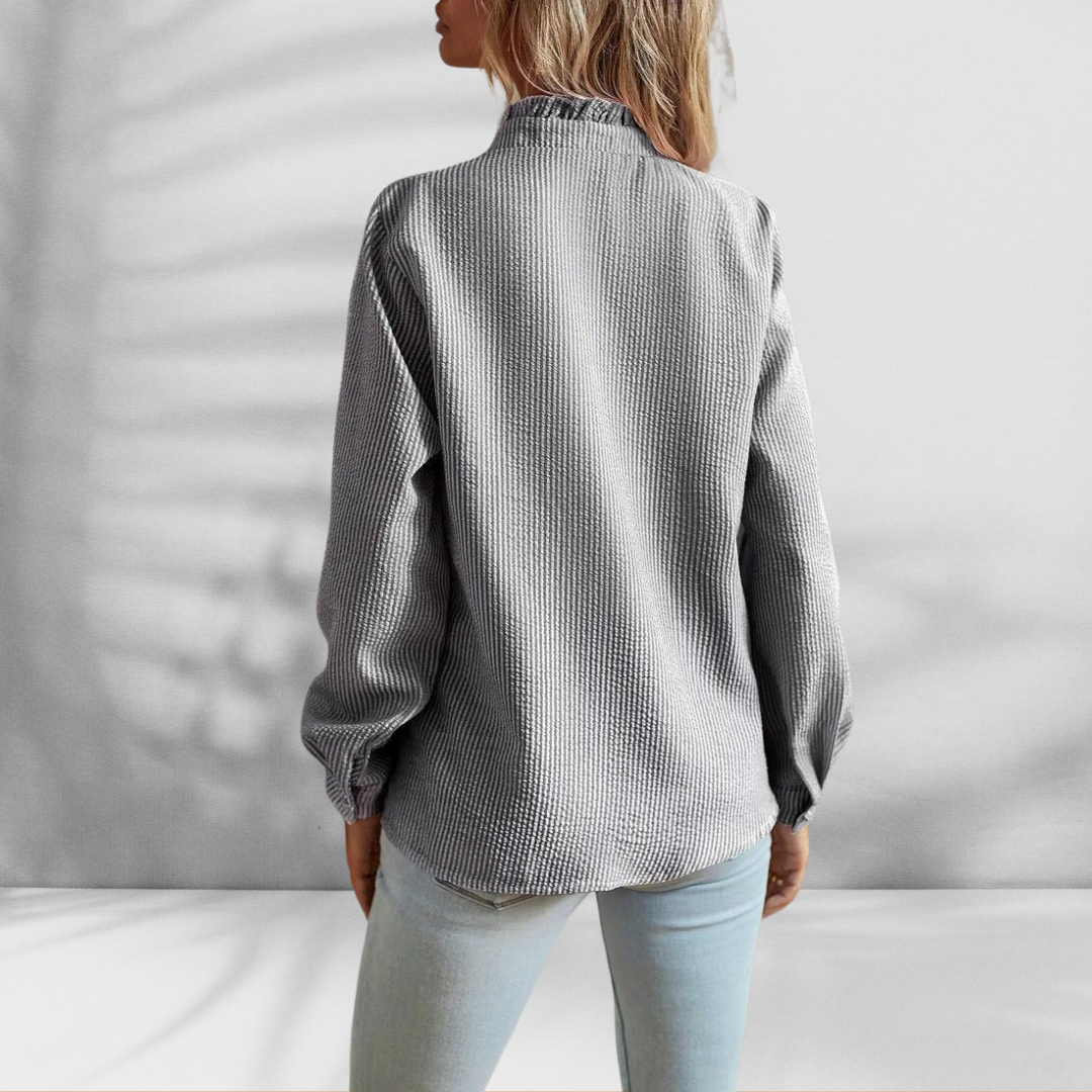 Blouse met Volantdetails – Elegant, Vrouwelijk & Tijdloos