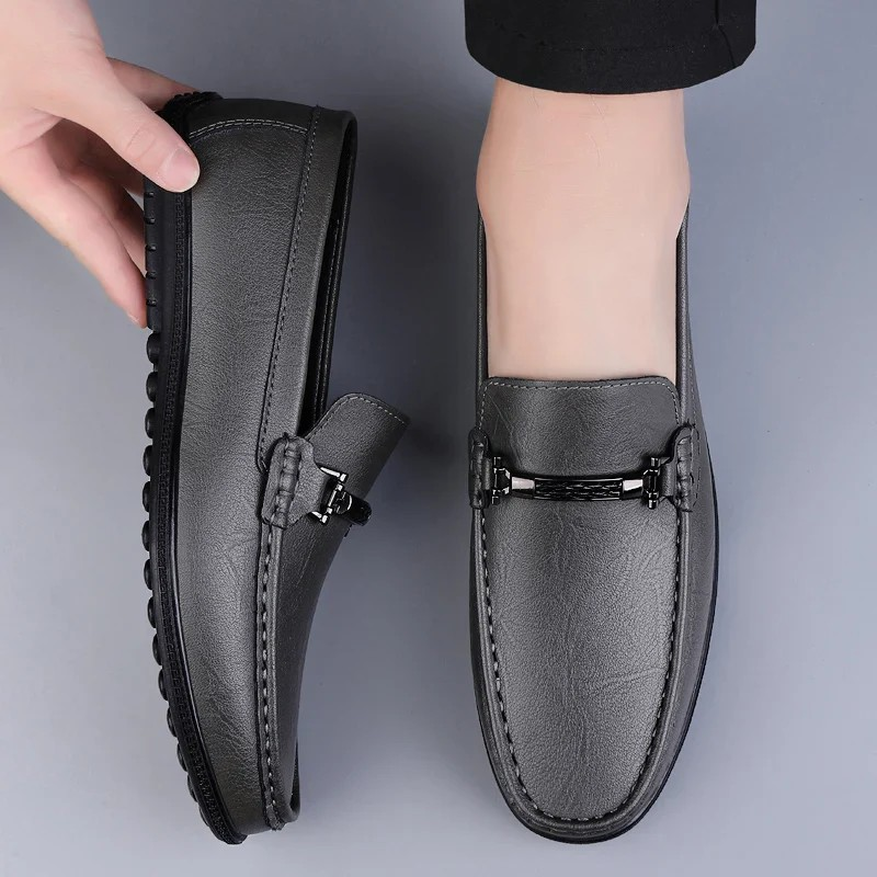 Buckle Loafers – Elegante Leren Instapschoenen met Gespdetail