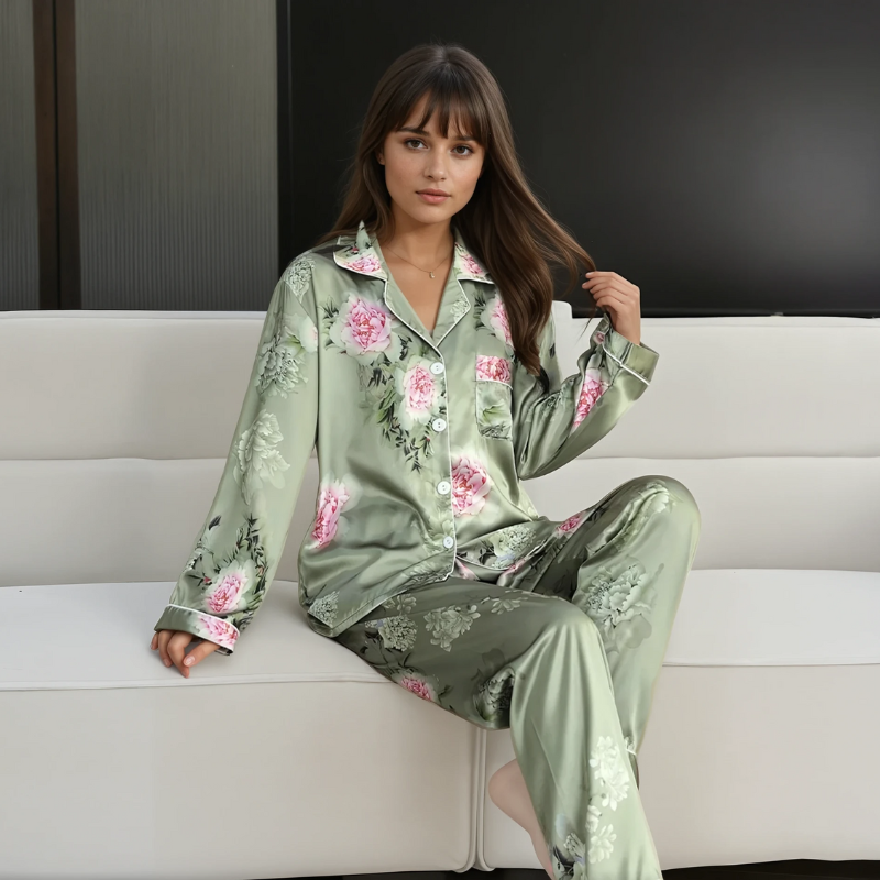 Dames IJszijde Pyjama Set – Zomer Loungewear met Lange Mouwen en Broek in Imitatiezijde