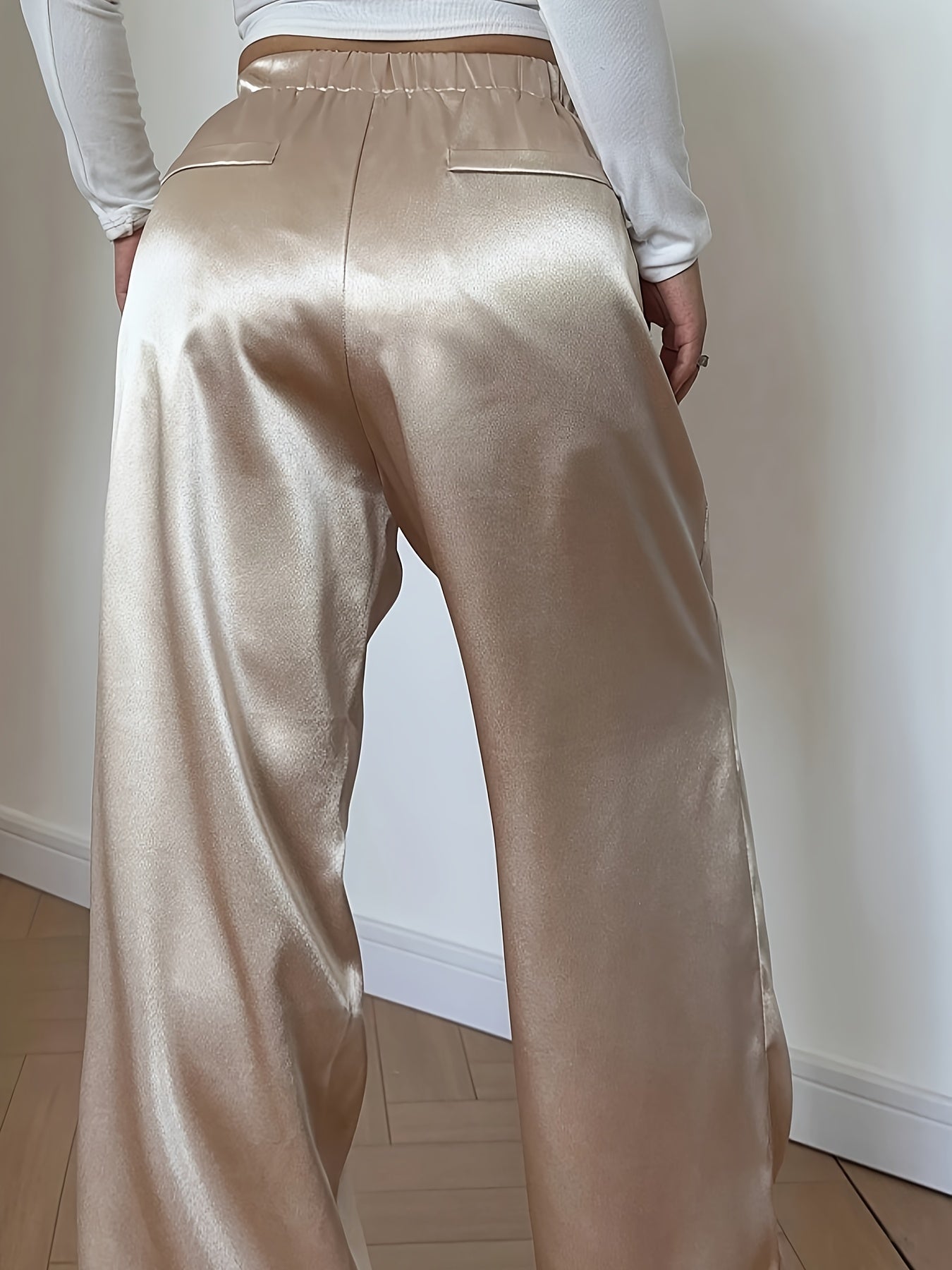 Dames Satijnen Broek in Grote Maten – Elegante Gouden Rechte Broek met Zakken