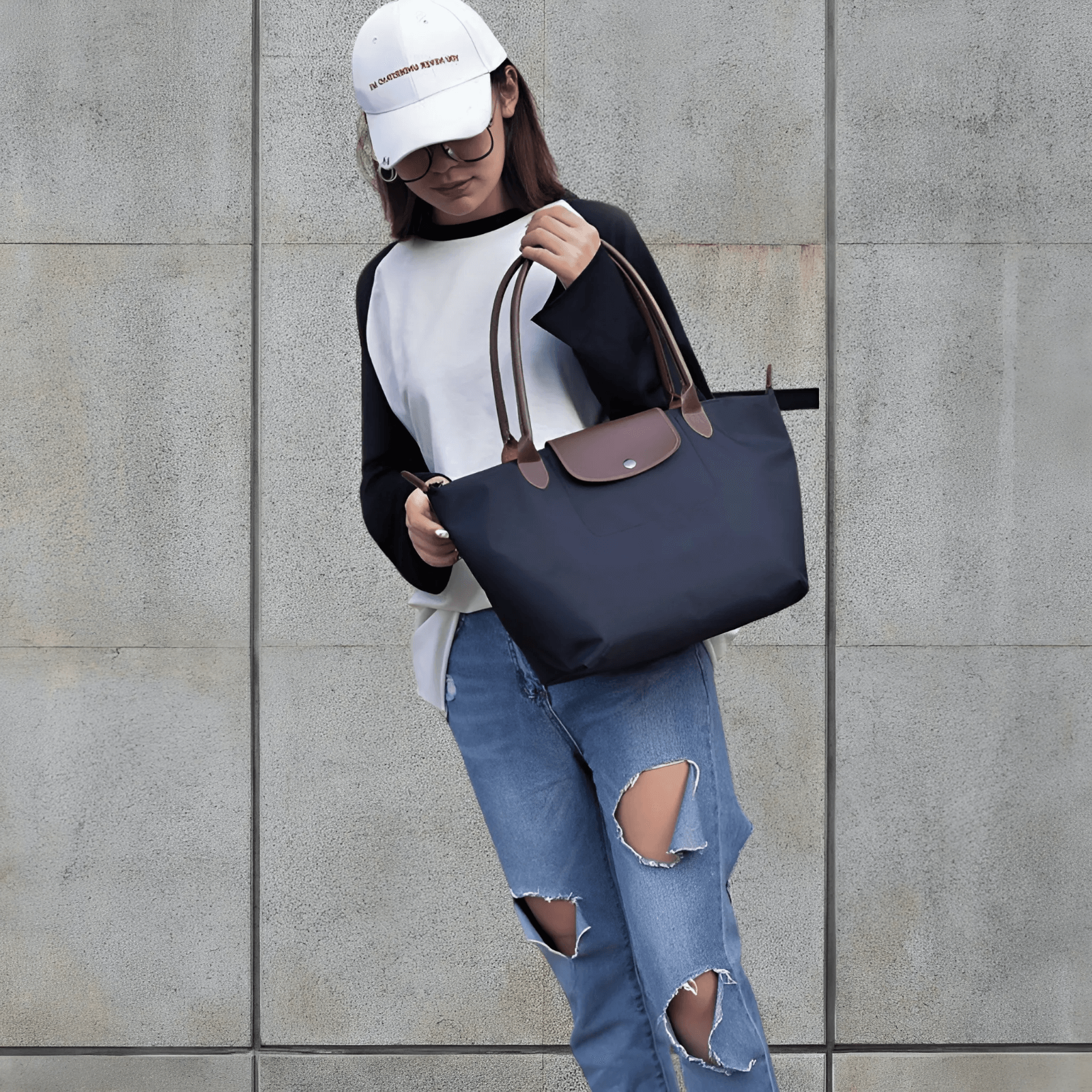 Chique Schoudertas van Luxe Oxford met Leren Details – Elegant, Duurzaam & Functioneel Ontwerp