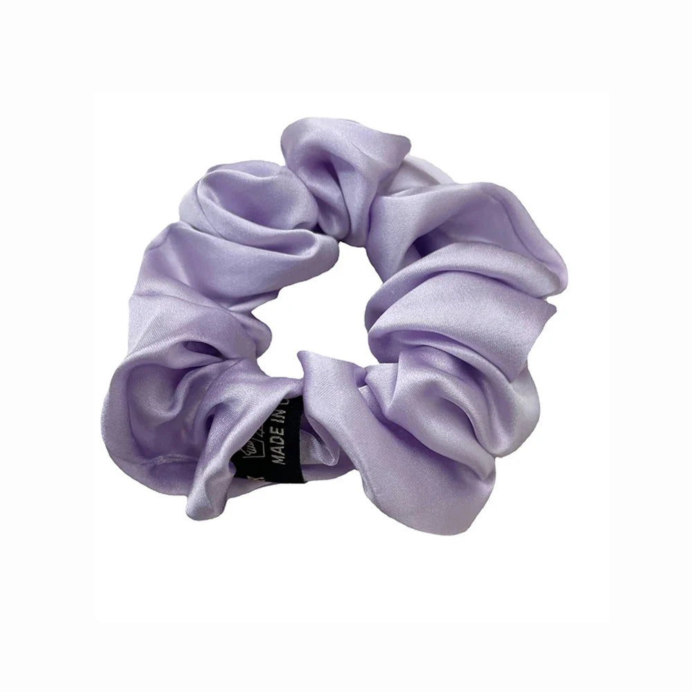 Zijde Haar Scrunchie met Zilverionen Bescherming – Zacht, Antibacterieel en Haarsafe