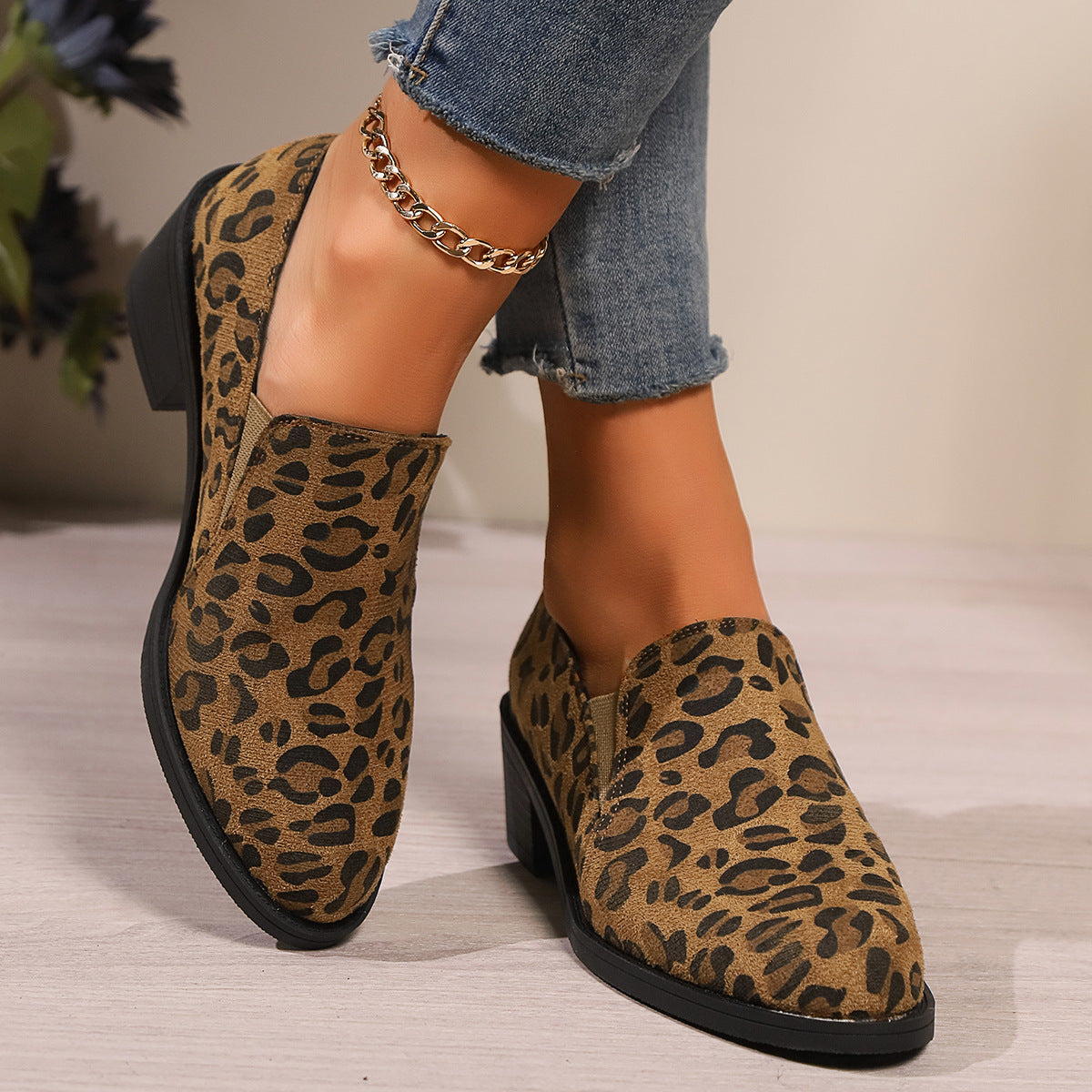 Dames Loafers met Luipaardprint – Stijlvolle Instapschoenen met Lage Blokhak en Comfortabel Leren Bovenwerk