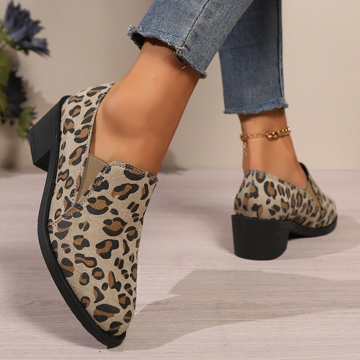 Dames Loafers met Luipaardprint – Stijlvolle Instapschoenen met Lage Blokhak en Comfortabel Leren Bovenwerk