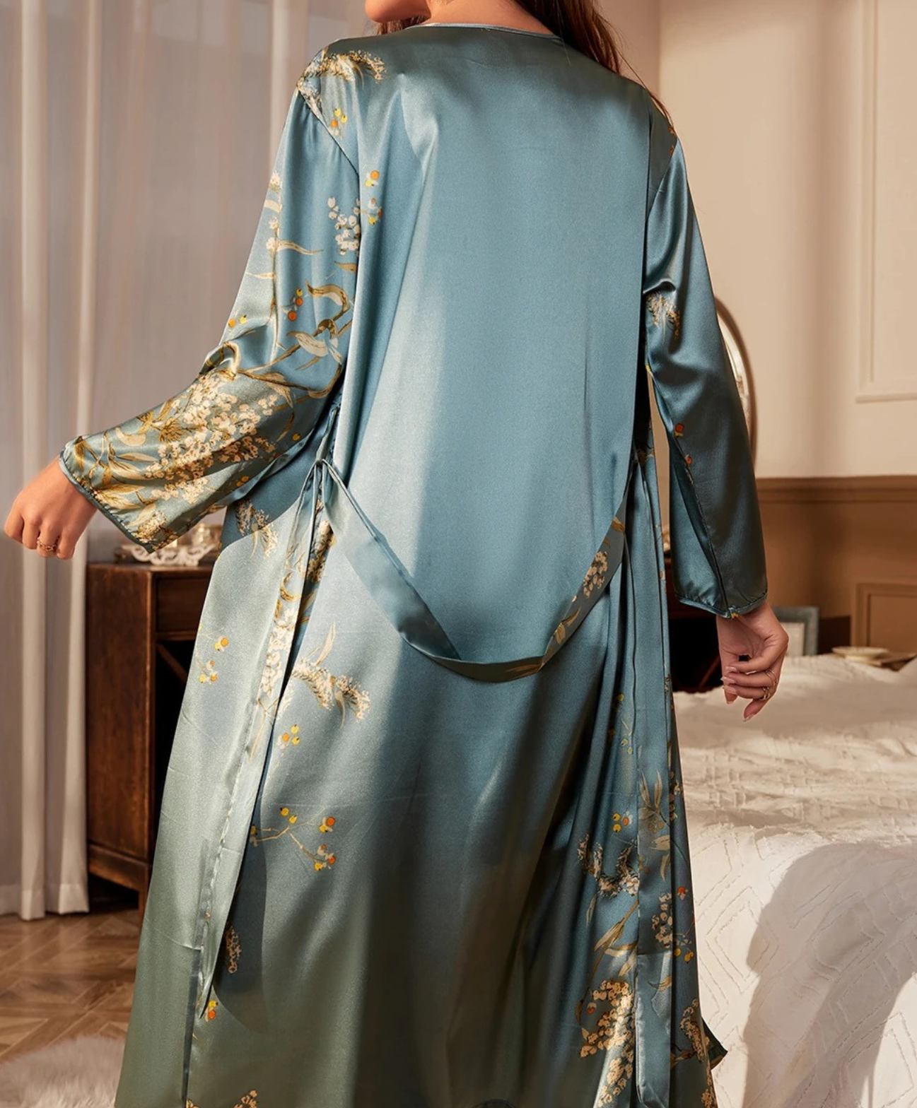 Luxe Zijde Nachtjapon met Bloemenprint – Elegante & Comfortabele Dames Nachtkleding