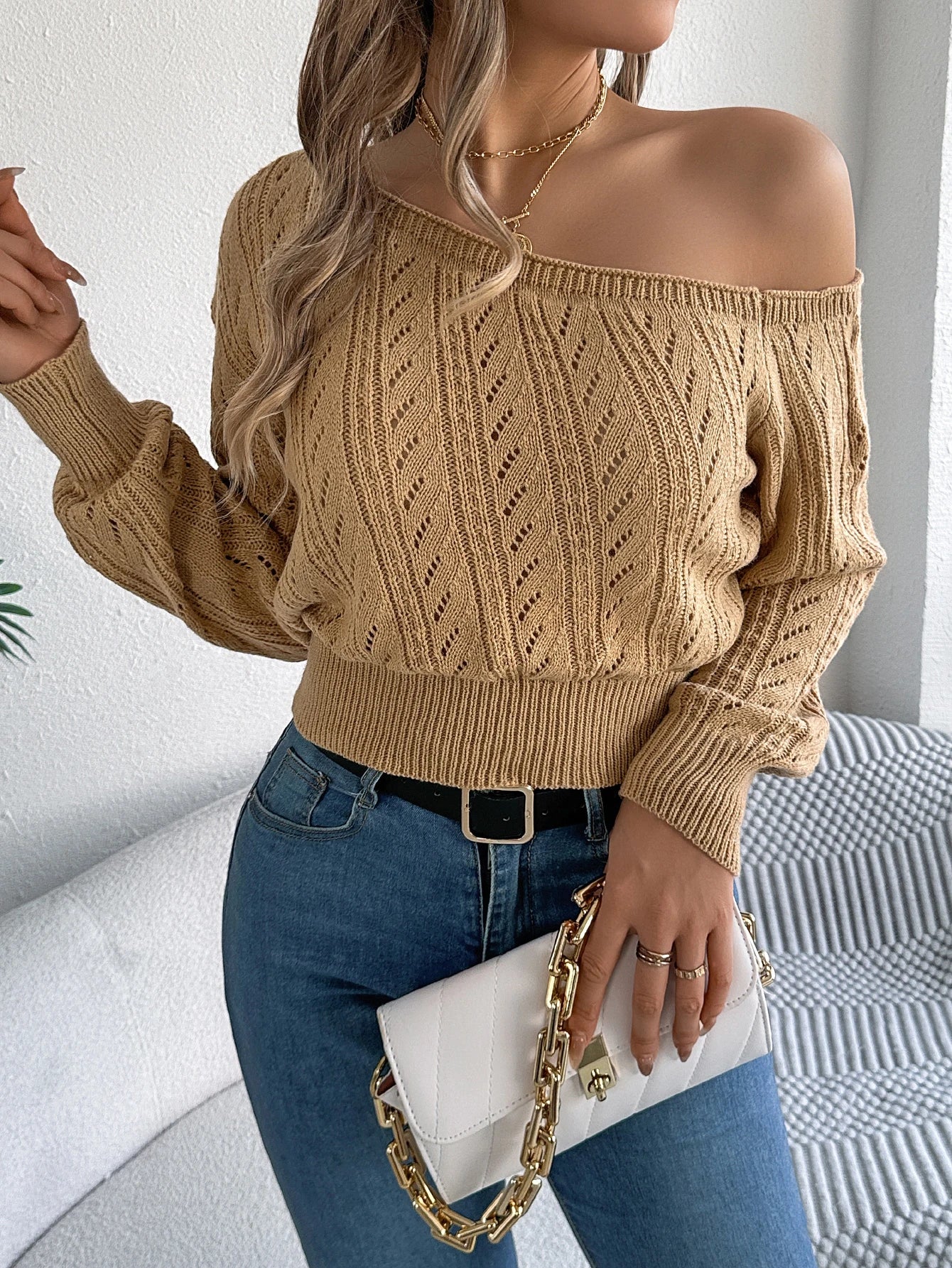 Slash Neck Sweater – Elegante Off-Shoulder Trui met Comfortabele Pasvorm