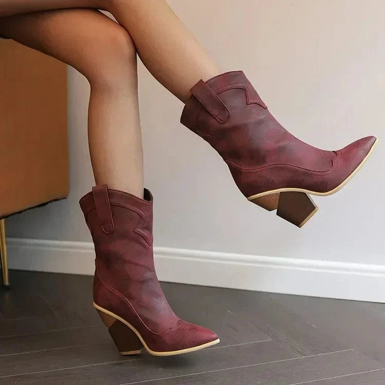 Westerse Bootie – Leren Dameslaars met Spitse Neus & Blokhak