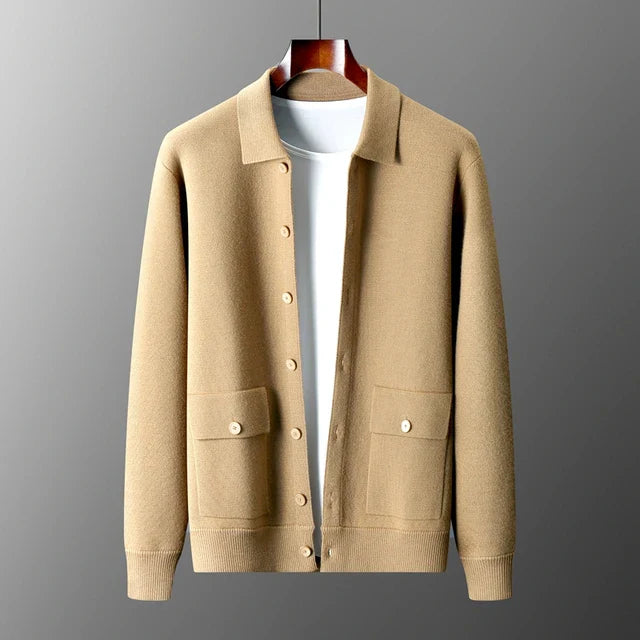 Hoogwaardige Cashmere Cardigan – Tijdloze Zachte Knit met Kraag en Zakjes