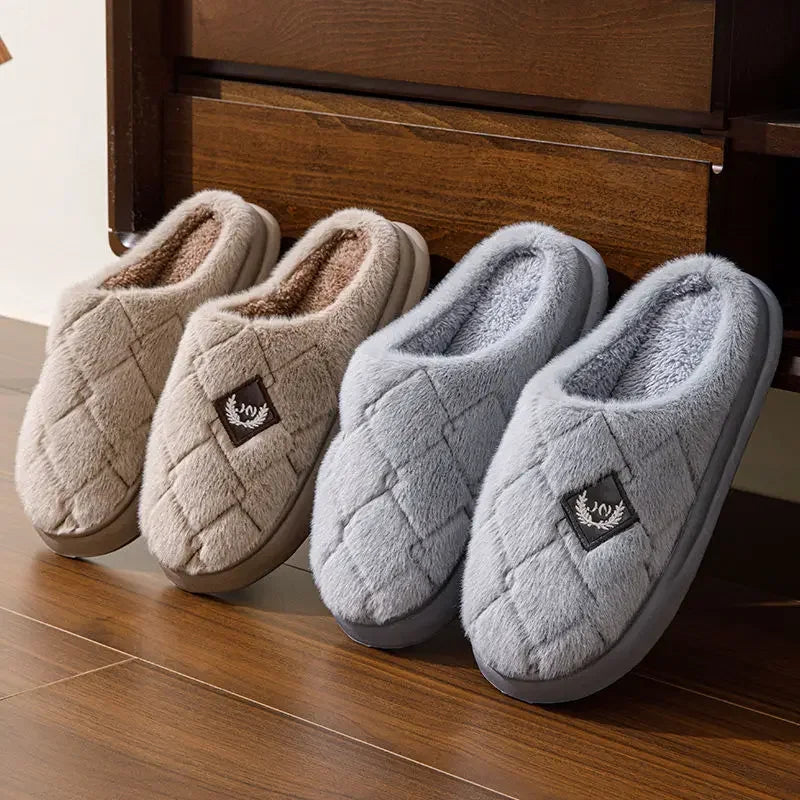 Pluche Slippers – Zachte & Comfortabele Slides voor Thuis en Vrije Tijd