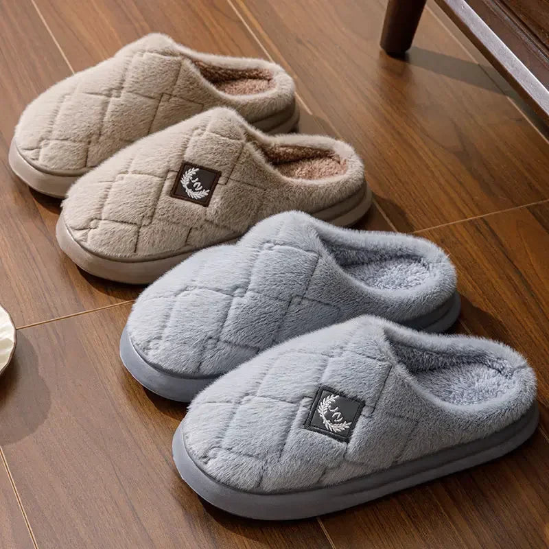 Pluche Slippers – Zachte & Comfortabele Slides voor Thuis en Vrije Tijd