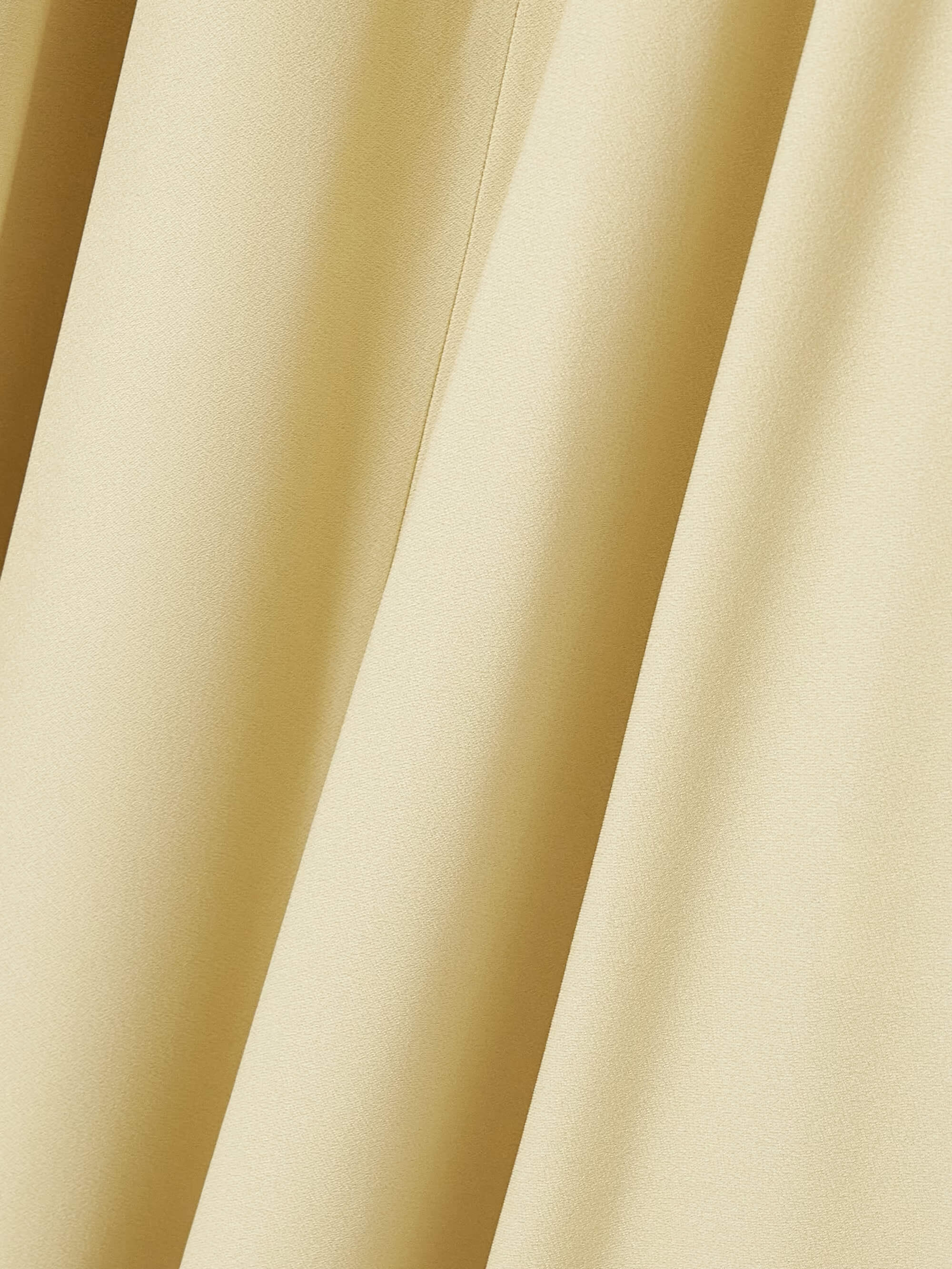 Luxe Geplooide Crepe Kaftan met Franjes – Elegante Maxi Jurk met Satijnen Halsstrik