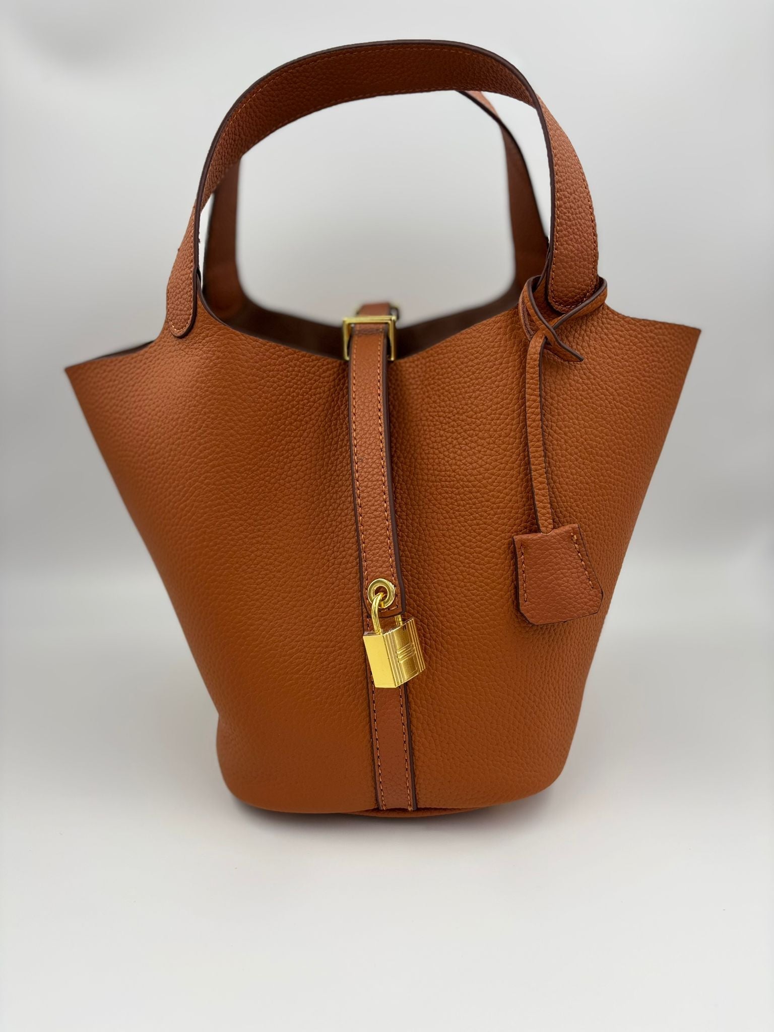 Chique Gestructureerde Schoudertas – Praktisch en Tijdloos Ontwerp