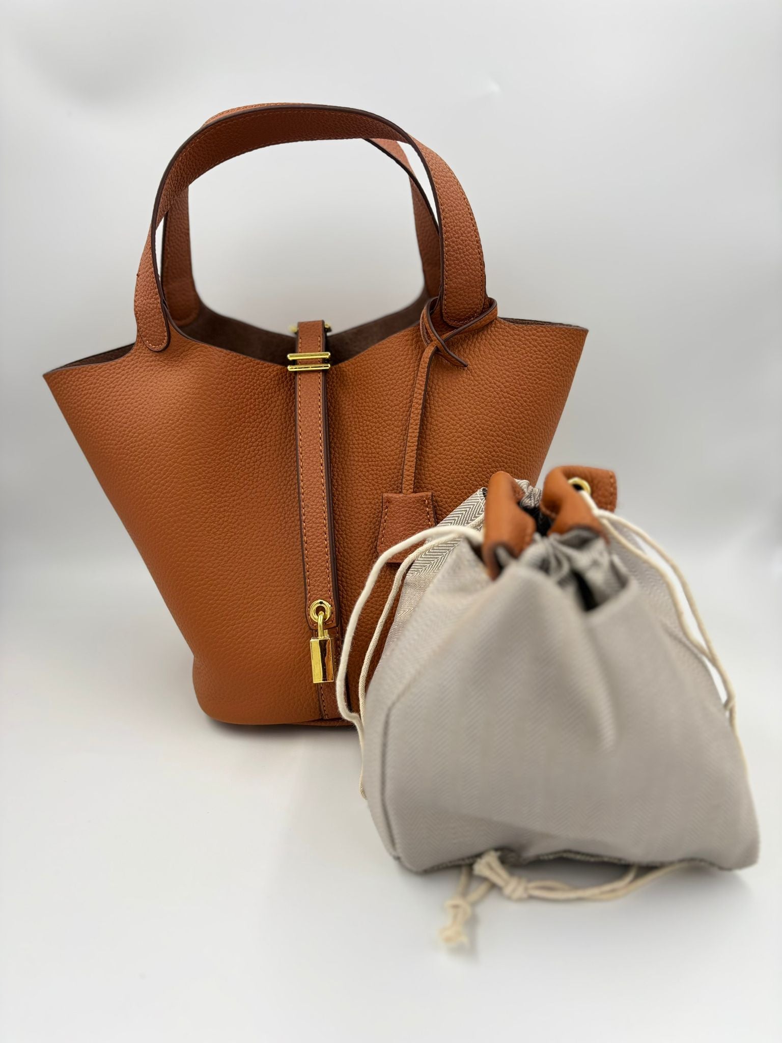 Chique Gestructureerde Schoudertas – Praktisch en Tijdloos Ontwerp