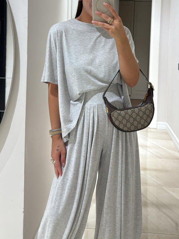 Lichtgrijze Casual Set – Comfortabele Top & Wijde Broek voor Stijlvolle Loungewear