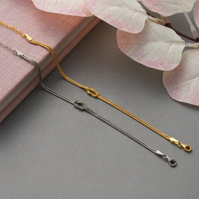 Elegante Liefdesknoop Armband – Symbool van Verbondenheid & Betekenisvol Cadeau voor Haar