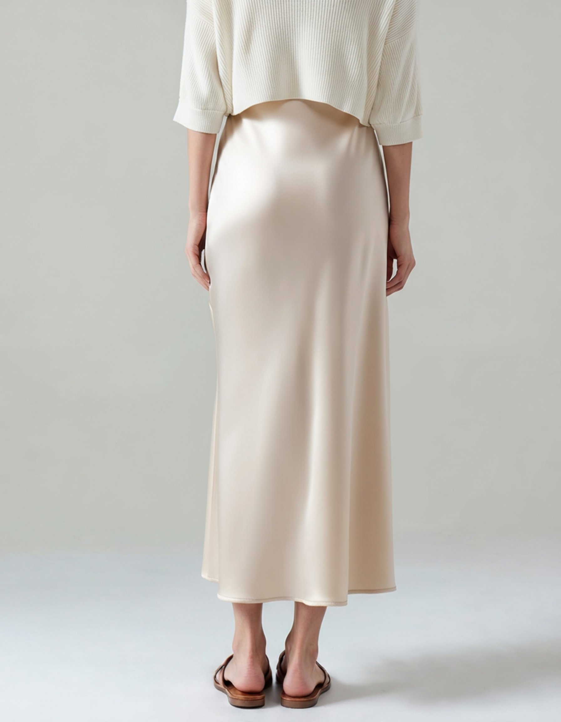 Zijden Rok – Luxe, Elegant & Tijdloos Design