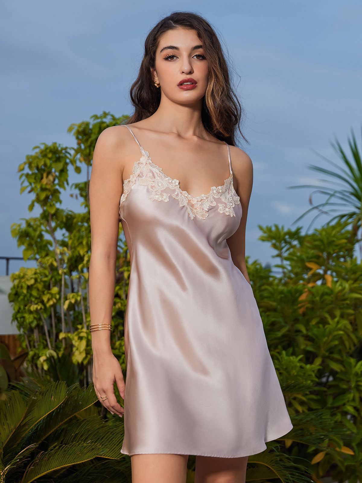 SilkSilky NL Pure Silk Mouwloos V Hals Nachthemd Roze 001