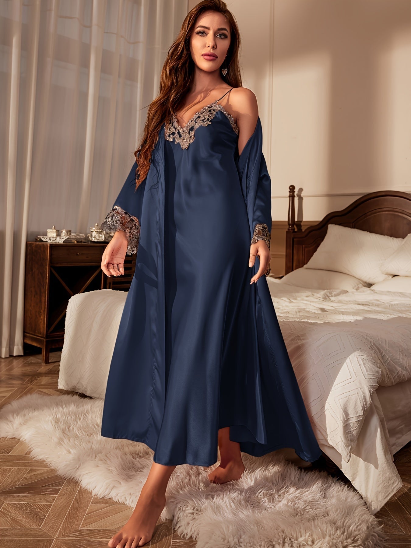 2-delige Satijnen Dames Set – Sexy V-Hals Camisole met Kantafwerking en Bijpassende Kimono