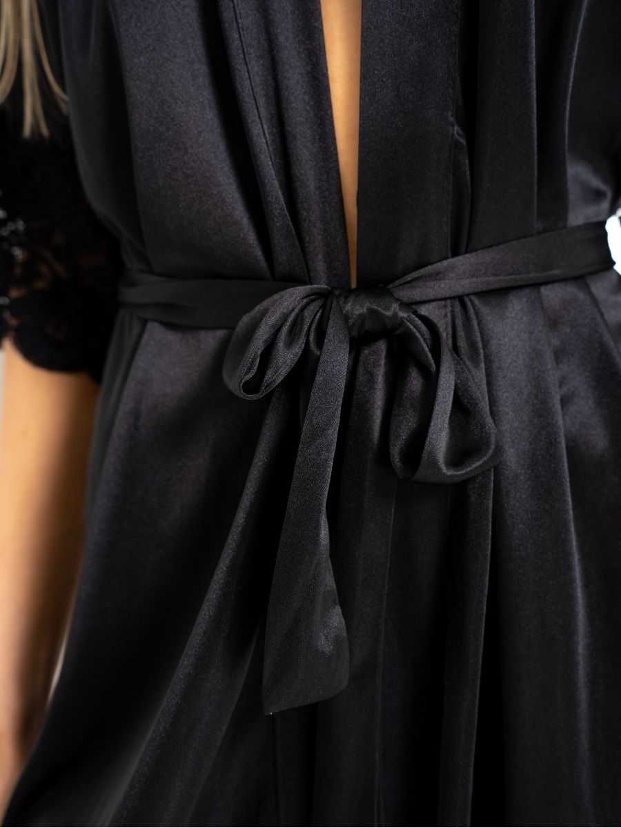 Elegant Satin Lace Robe