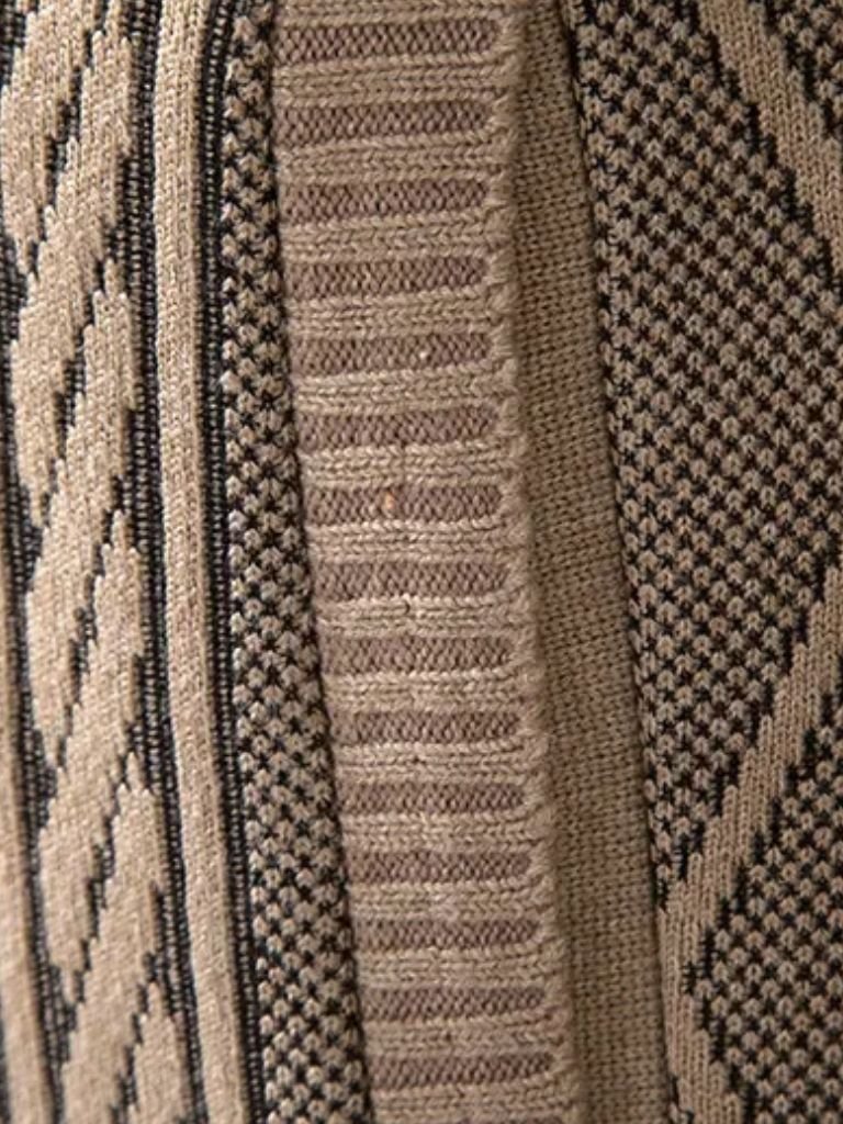 Essentiële Gebreide Trui – Luxe Herensweater met Kruis & Kroon Design