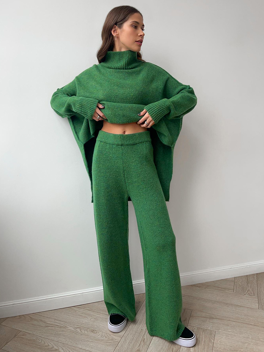 Effen Gebreid Set met Coltrui – Comfortabele Trui & Broek in Tijdloze Stijl