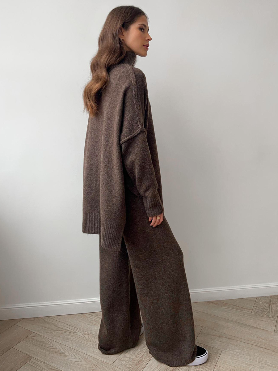 Effen Gebreid Set met Coltrui – Comfortabele Trui & Broek in Tijdloze Stijl