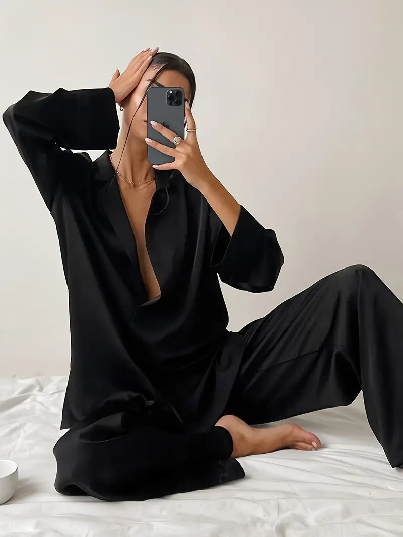 2-Pack Dames Satijnen Pyjamaset met Lange Mouwen – Zachte & Ademende Loungewear voor Alle Seizoenen