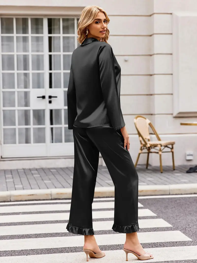 Zachte Satijnen Dames Pyjama Set – 2-Delige Loungewear met Lange Mouwen & Knoopsluiting