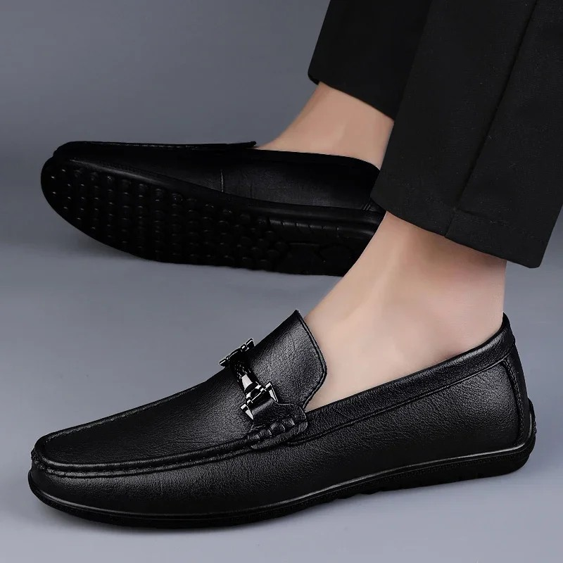 Buckle Loafers – Elegante Leren Instapschoenen met Gespdetail