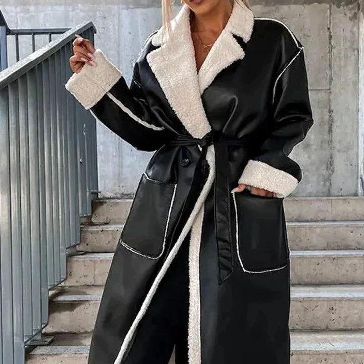 Lange Jas met Revers en Ceintuur – Elegant, Stijlvol & Tijdloos Design