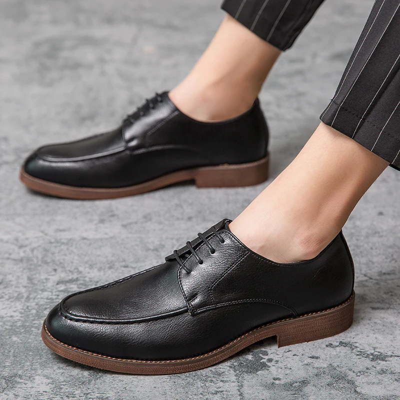 Leren Schoenen – Tijdloze Stijl, Duurzaam & Comfortabel