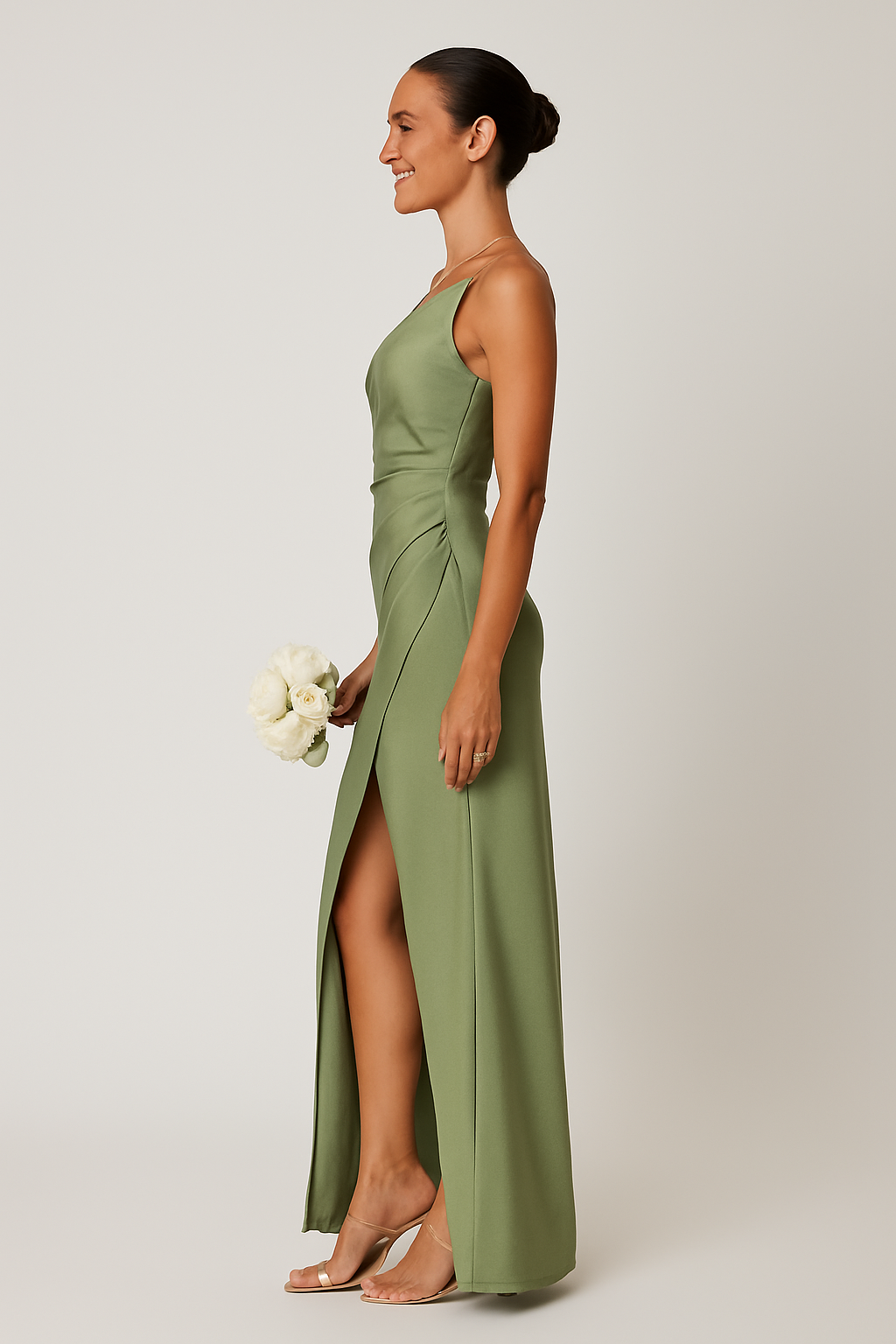 Elegante One-Shoulder Maxi Jurk met Satijn Glans en Hoge Split – Getailleerde Avondjurk