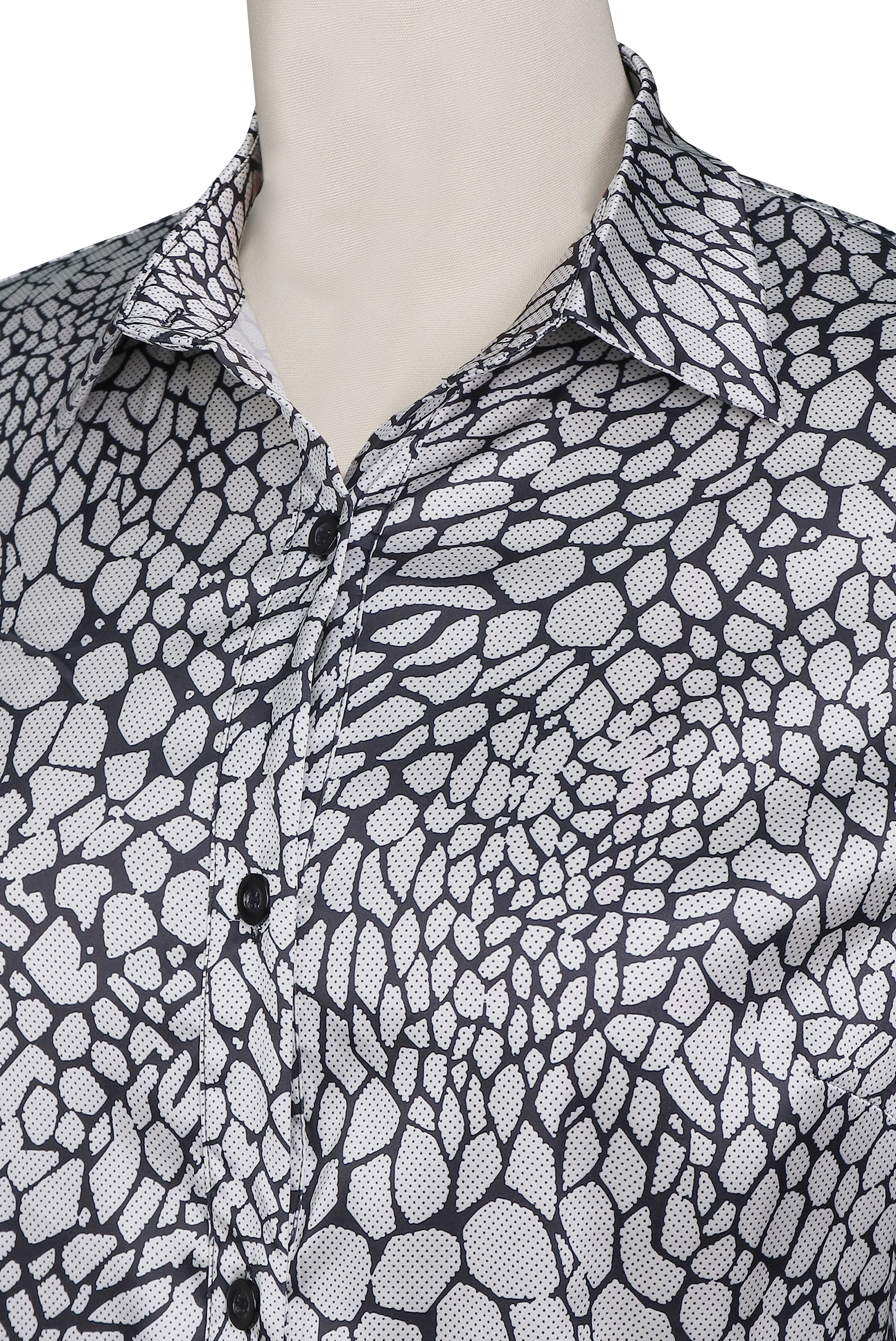 Moderne Satijnen Geprinte Blouse – Elegante Damesblouse met Klassieke Slangenprint