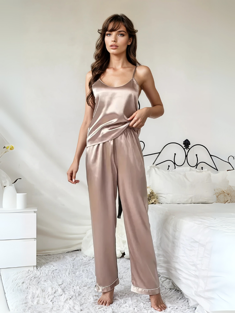 Luxe Dames Pyjamaset van Moerbei Zijde – V-Hals Cami Top & Lange Broek voor Slaap & Lounge