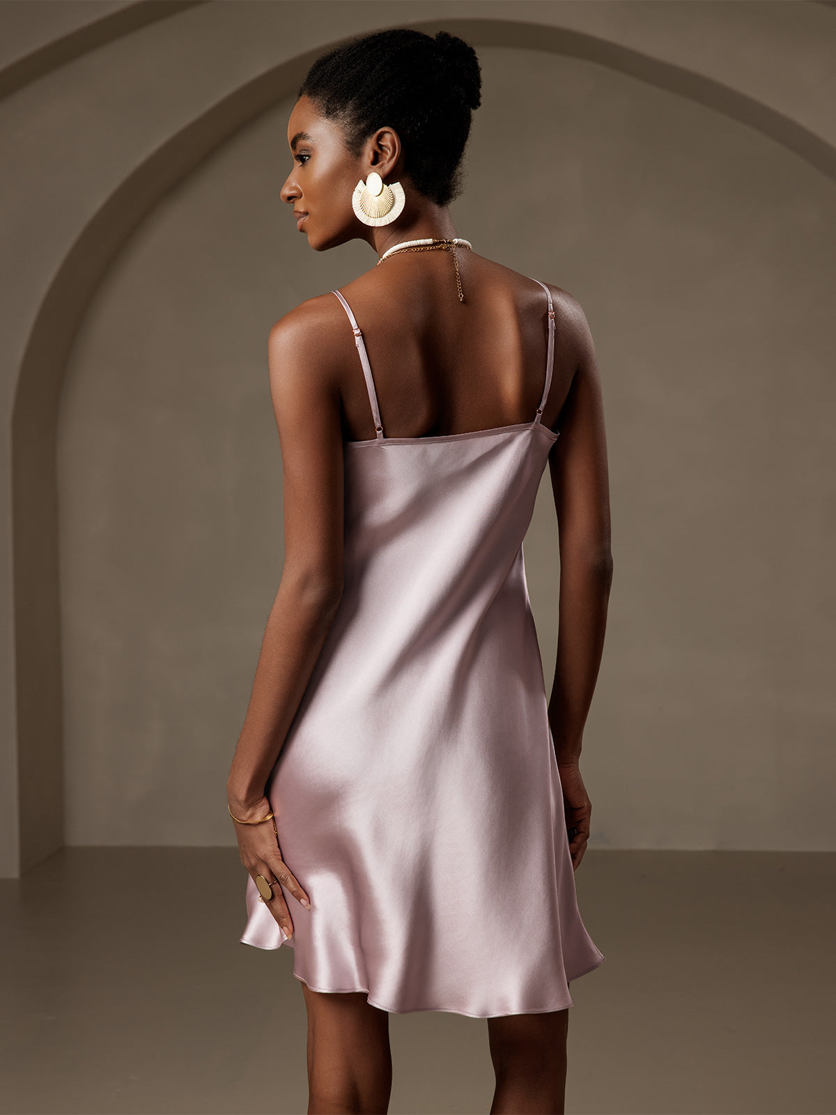 Luxe Zijde Slipjurk – Effen Kleur Elegante Nachtkleding & Loungewear voor Dames