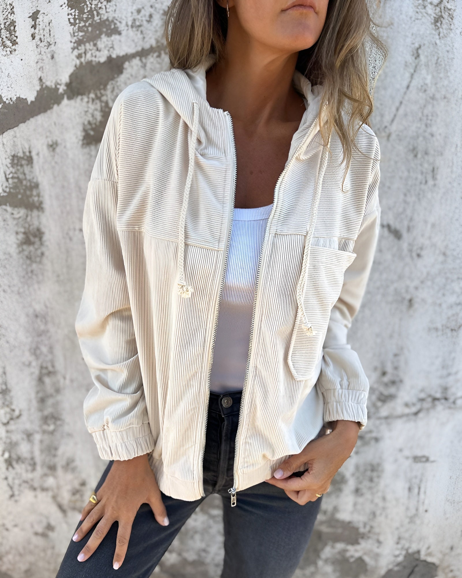 Corduroy Vest – Stijlvolle & Tijdloze Ribjas voor Heren en Dames