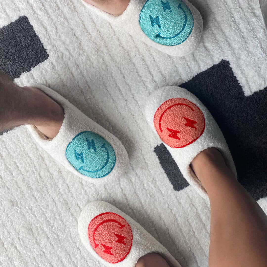 Flash Happy Face Gezellige Pantoffels – Vrolijke & Comfortabele Slippers