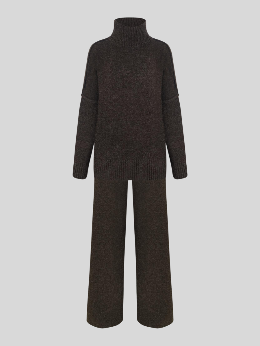 Effen Gebreid Set met Coltrui – Comfortabele Trui & Broek in Tijdloze Stijl
