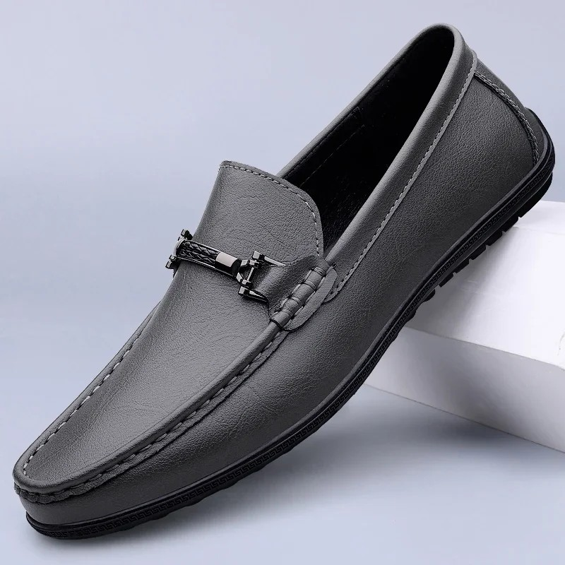 Buckle Loafers – Elegante Leren Instapschoenen met Gespdetail