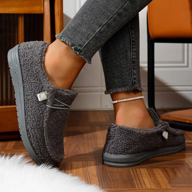 Warme Teddy Slippers voor Dames – Luxe, Comfortabel & Stijlvol voor de Winter