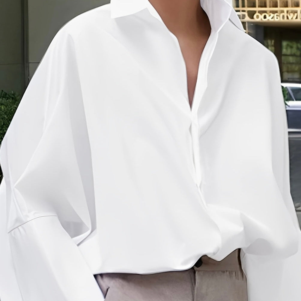 Luxe Flow Blouse – Oversized Elegantie in Zwart & Wit