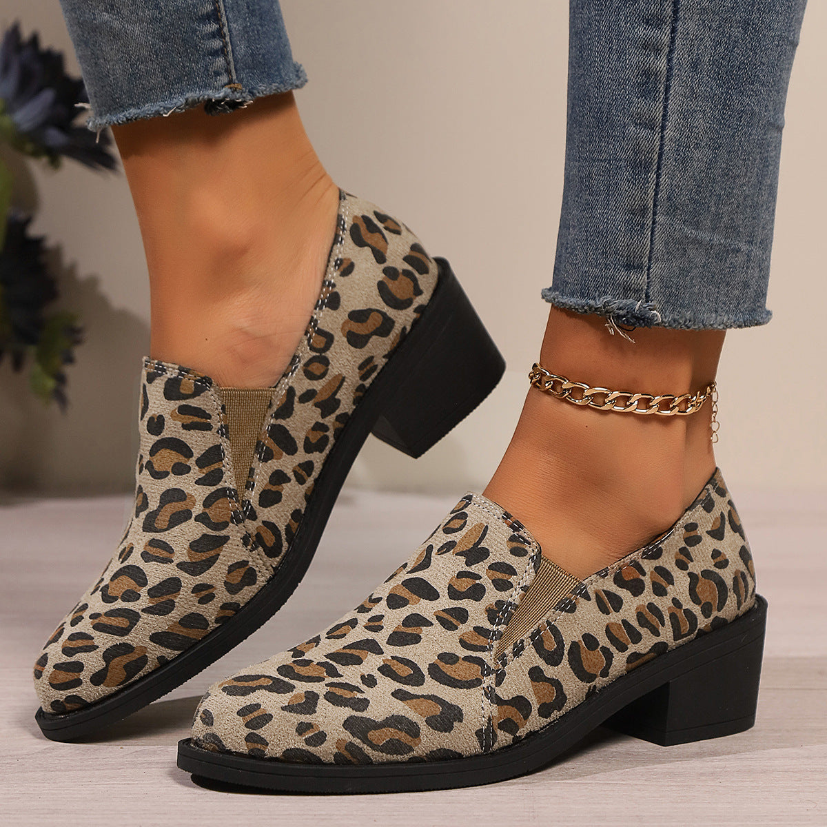 Dames Loafers met Luipaardprint – Stijlvolle Instapschoenen met Lage Blokhak en Comfortabel Leren Bovenwerk