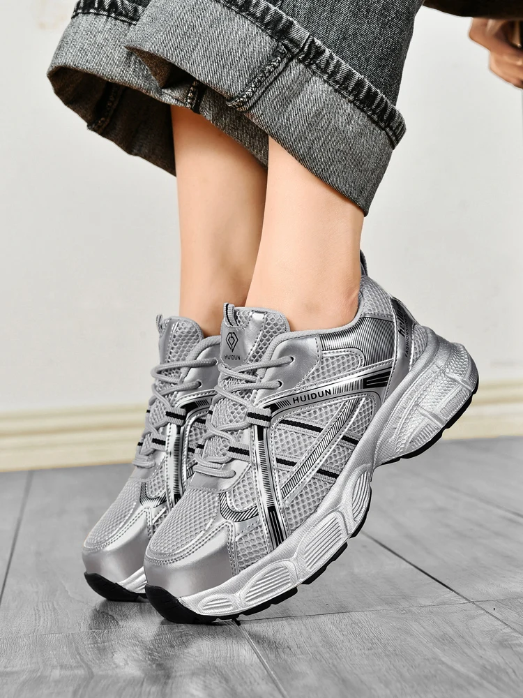 Modieuze Werkschoenen voor Dames – Zilveren Veiligheidsschoenen met Antislip Zool