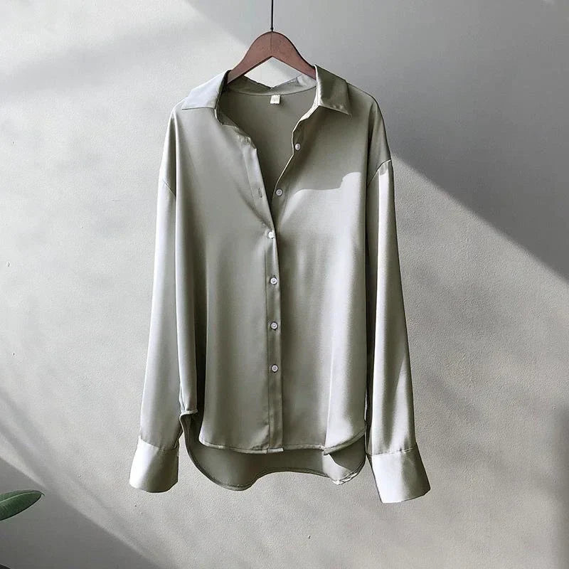 Elegante Satijnen Blouse – Luchtige Pasvorm, Zijdezacht, Voor Dag en Nacht