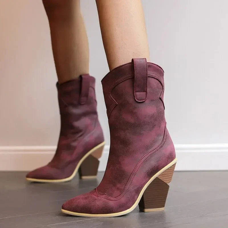 Westerse Bootie – Leren Dameslaars met Spitse Neus & Blokhak